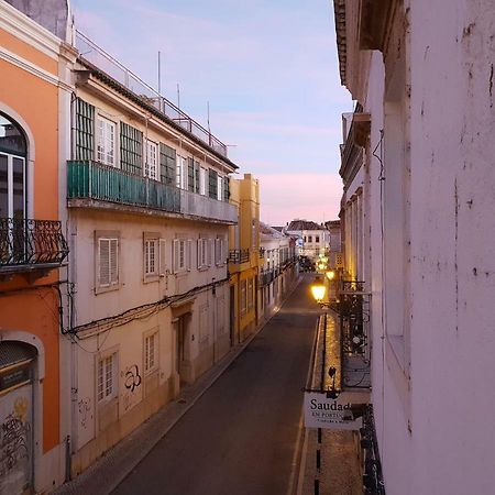 Old Charming House Faro Apartment Ngoại thất bức ảnh